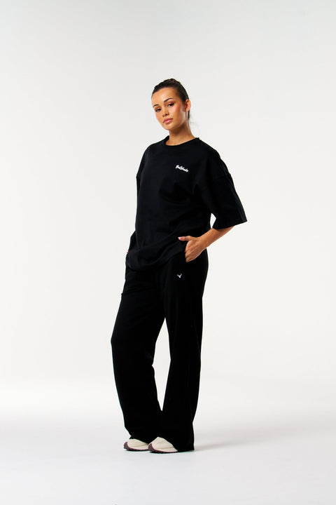 BULLSHAKE - Bullshake Grace Tee - Black - BULLSHAKE - TRAINING TEE